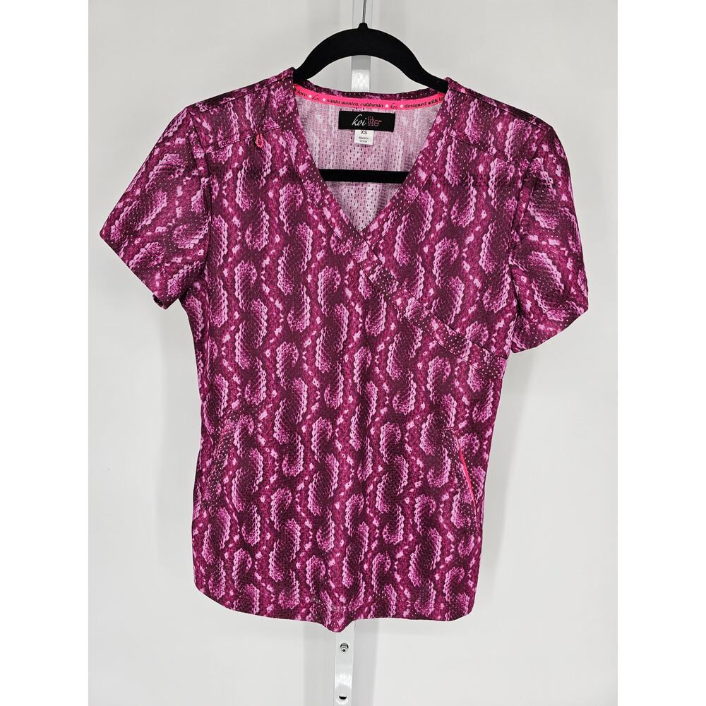 Koi Lite Racy Reptile Performance Stretch Bliss Scrubs Size XS